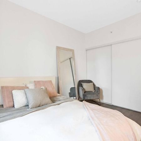 Condo In The City Toronto Exterior foto